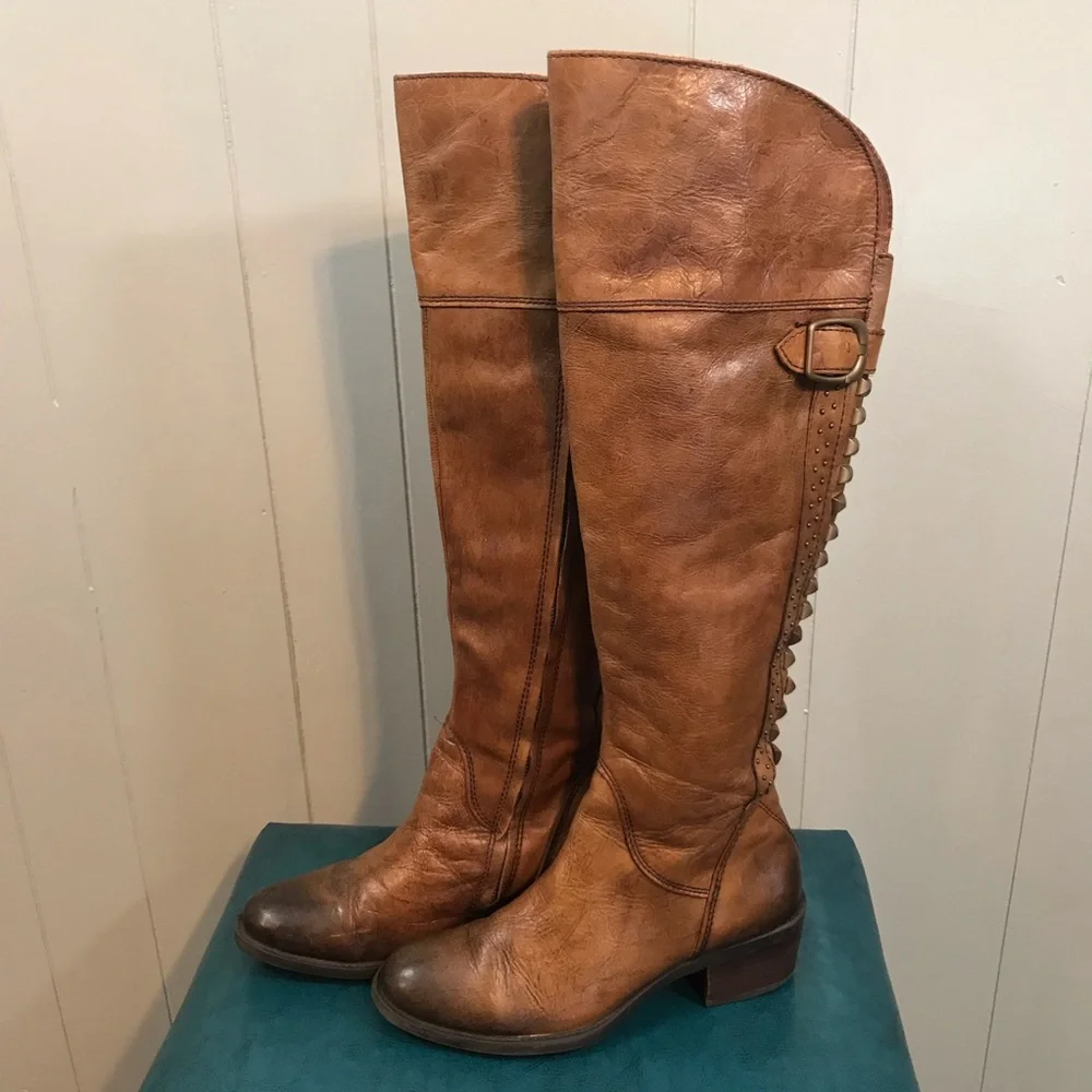 Vince Camuto Brown Leather Factory Distressed Embellished Heel Tall Boots 7.5 B - Picture 1 of 12